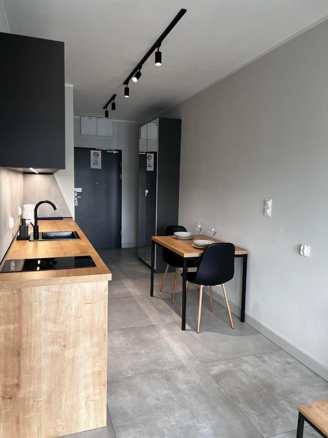 Property Apart - Legnicka Business Center Βρότσλαβ Εξωτερικό φωτογραφία