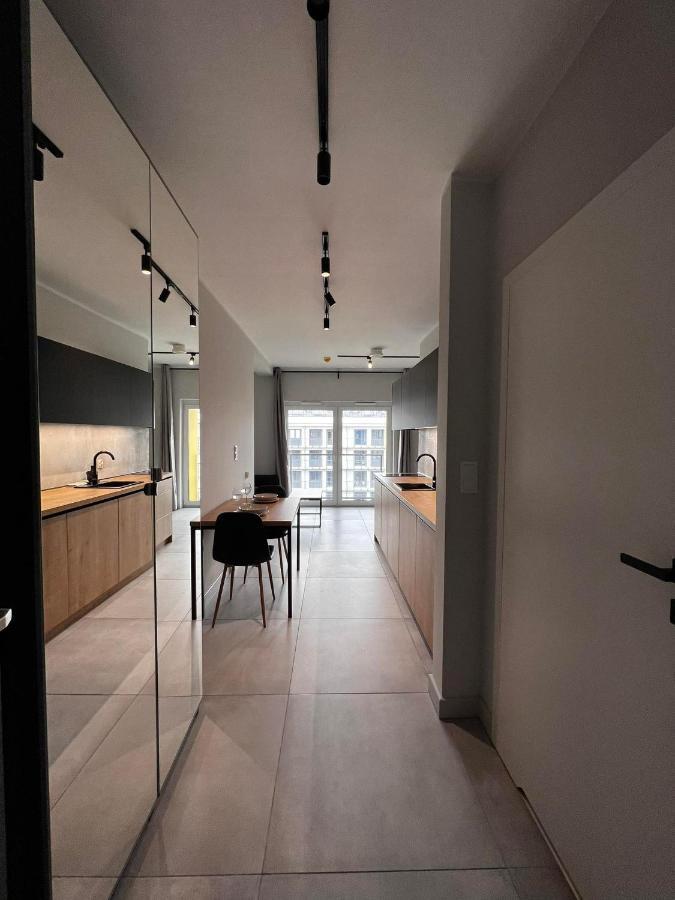 Property Apart - Legnicka Business Center Βρότσλαβ Εξωτερικό φωτογραφία