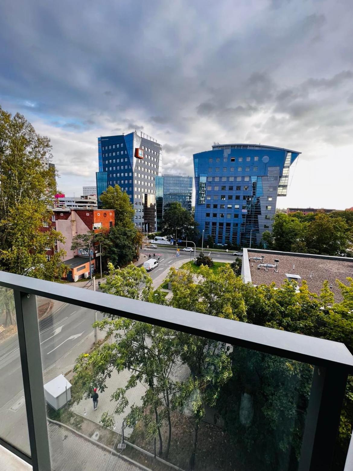 Property Apart - Legnicka Business Center Βρότσλαβ Εξωτερικό φωτογραφία