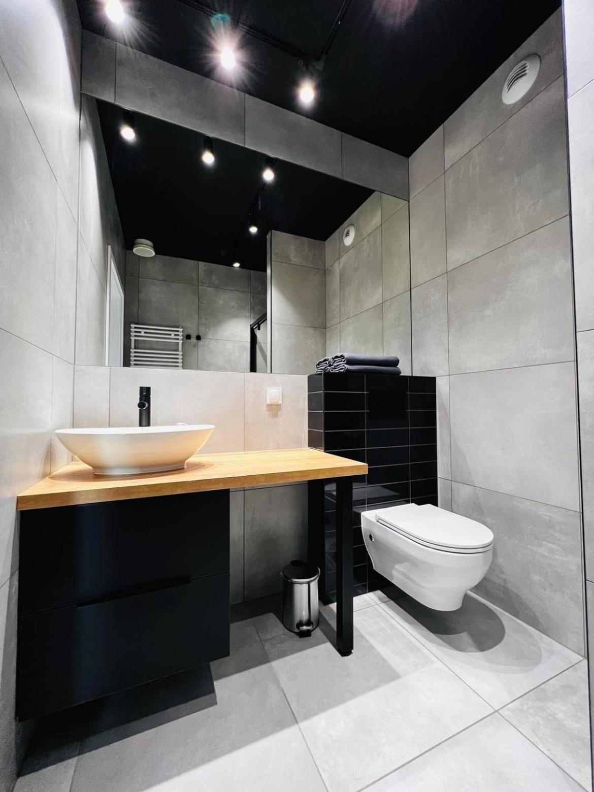 Property Apart - Legnicka Business Center Βρότσλαβ Εξωτερικό φωτογραφία